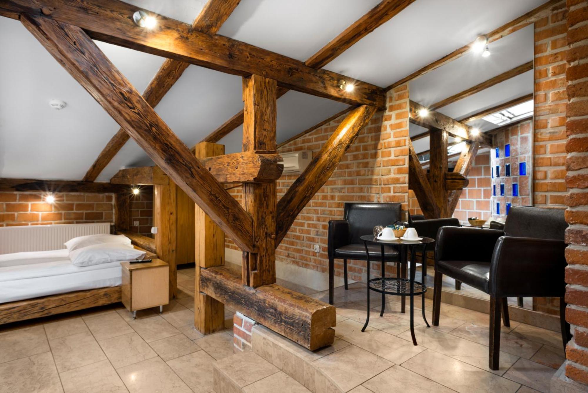 Mansard Studio